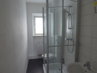 Bad mit Dusche